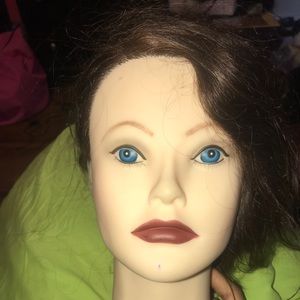 Women mannequin head